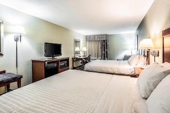 Standard Room, 2 Double Beds, Non Smoking