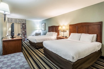 Standard Room, 2 Queen Beds, Non Smoking