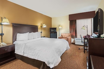 One Queen Bed, Non-Smoking, Accessible Tub