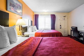 Standard Room, 2 Queen Beds, Non Smoking (1st Floor)