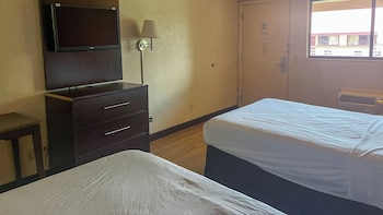 Deluxe Room, 2 Double Beds, Non Smoking