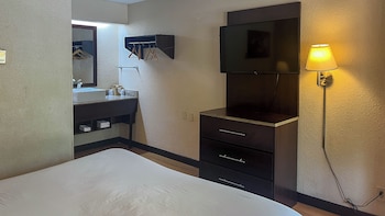 Deluxe Room, 1 King Bed, Non Smoking