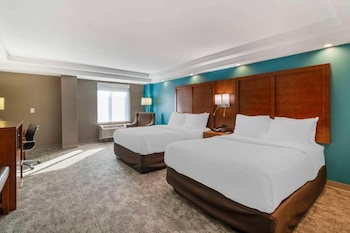 Room, 2 Queen Beds, Hearing Accessible, Non Smoking (Mobility)