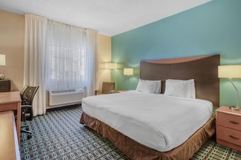 Standard Room, 1 King Bed, Accessible, Non Smoking