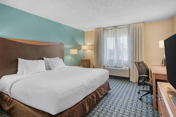 Standard Room, 1 King Bed, Non Smoking