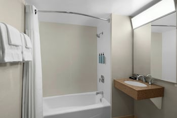 Room, 1 King Bed with Sofa bed, Pool View (Hearing Accessible)