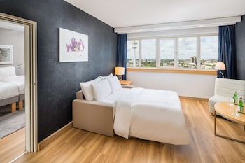 Suite, 1 Bedroom, Park View