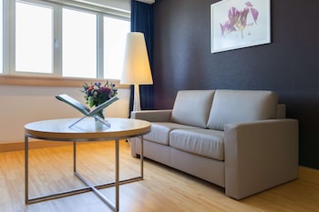 Suite, 1 Bedroom, Park View