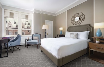 Fairmont Queen