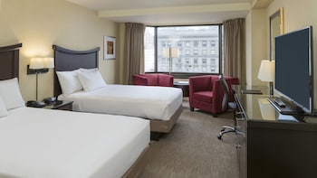 Room, 2 Double Beds (Hearing Accessible)