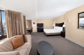 Junior Suite, 1 King Bed