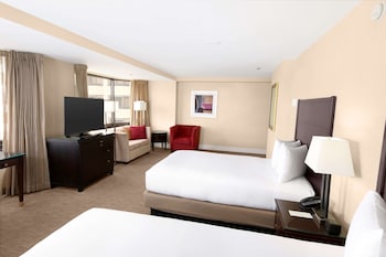 Junior Suite, 2 Double Beds (Deluxe View)