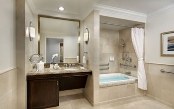 Room, 1 King Bed, Accessible, Bay View