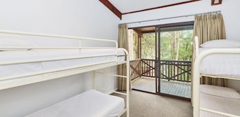 Three Bedrooms Chalet - Lake View