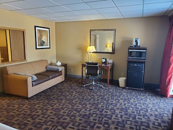 Suite, 1 King Bed, Non Smoking