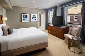 Suite, Multiple Beds