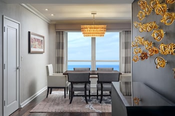 Suite, Multiple Beds