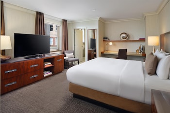 Suite, 1 King Bed