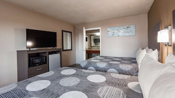 Standard Room, 2 Queen Beds, Non Smoking, Refrigerator & Microwave