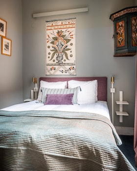 Small Double Room (11m2)