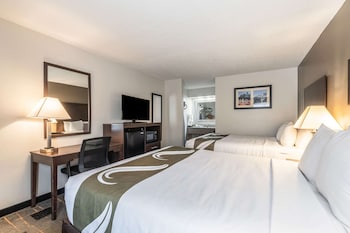 Standard Room, 2 Queen Beds, Non Smoking