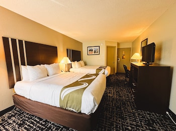 Room, 2 Queen Beds, Non smoking (Upper floor)