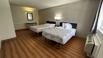 Standard Room, 2 Double Beds, Non Smoking