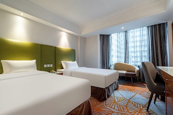 Wharney Deluxe with Twin Beds
