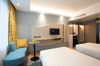 Premier Ocean with Twin Beds