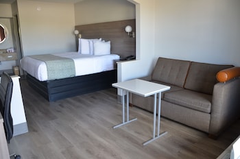 Deluxe Room, 1 King Bed, Non Smoking