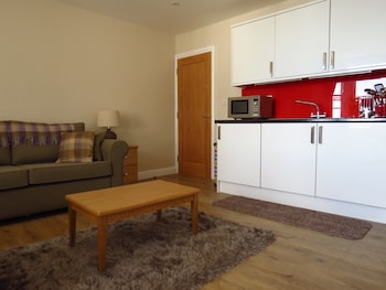 Apartment, 1 Bedroom, Annex Building
