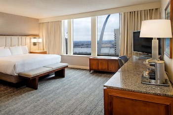 Room, 1 King Bed, Corner
