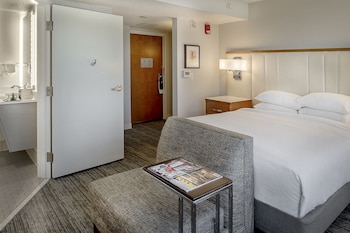 Room, 1 King Bed, Accessible