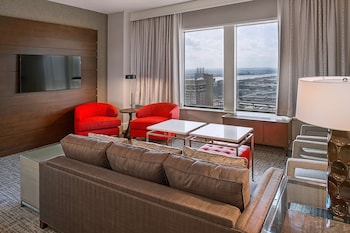 Suite, 1 King Bed