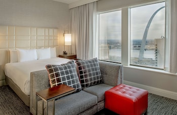 Suite, 1 King Bed