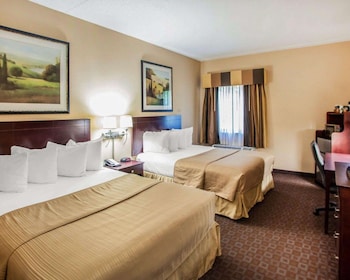 Room, 2 Queen Beds, Accessible, Non Smoking (Tub Accessible)
