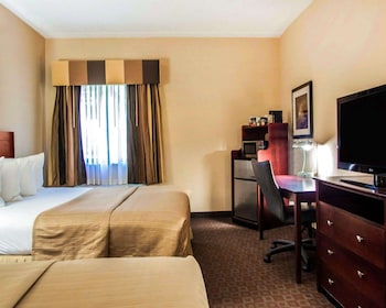 Room, 2 Queen Beds, Accessible, Non Smoking (Tub Accessible)