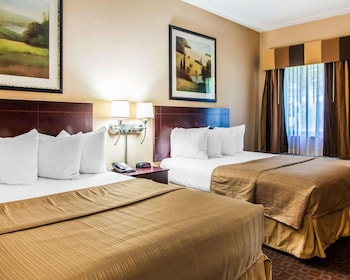 Room, 2 Queen Beds, Accessible, Non Smoking (Tub Accessible)