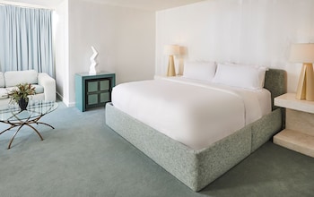 Classic Room, 1 King Bed (Beverly Building)