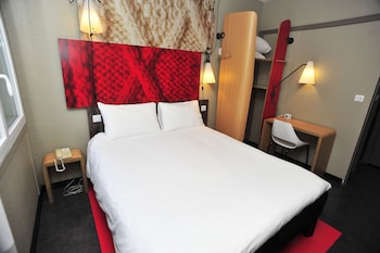 Standard Double Room, 1 Twin Bed