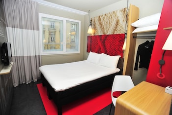 Standard Double Room, 1 Twin Bed