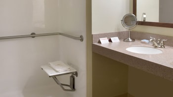 Standard Room, 1 Queen Bed, Accessible (Communications)