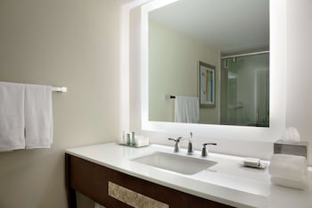 Room, 1 King Bed, Lagoon View