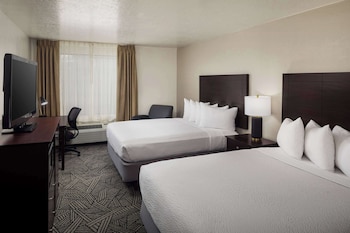 Room, 2 Queen Beds, Non Smoking
