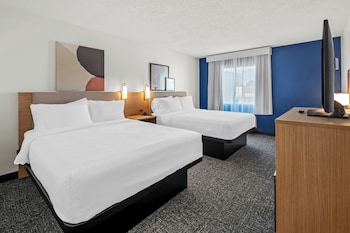 Room, 2 Queen Beds, Accessible (Hearing)