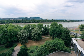Junior Suite, River View