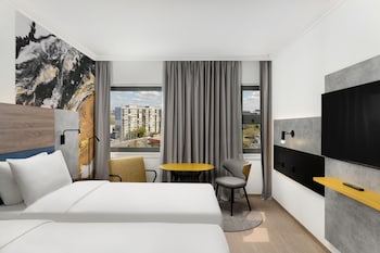Premium Twin Room, City View