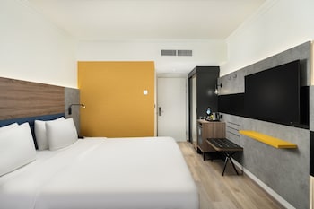 Premium Double Room, City View
