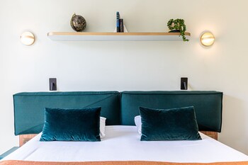 Privilege Room