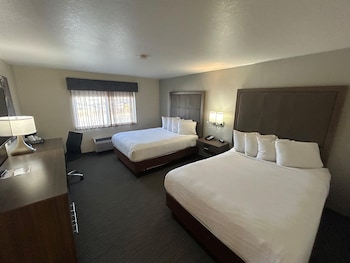 Standard Room, 2 Queen Beds, Non Smoking